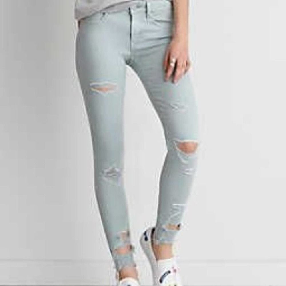 AMERICAN EAGLE Seafoam Destroyed Skinny Jeans